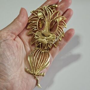 Vintage Alan Articulated Gold Tone Lion Pendant